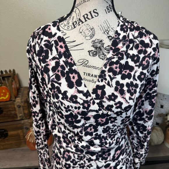 Diane Von Furstenberg Floral Wrap Midi Dress Long Sleeve  Sz S Classic Designer - Picture 2 of 9